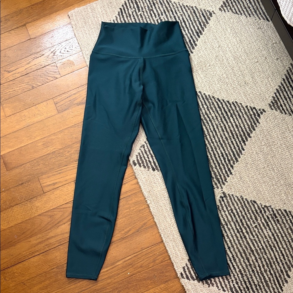 Small alo yoga airlift 7/8 length leggings